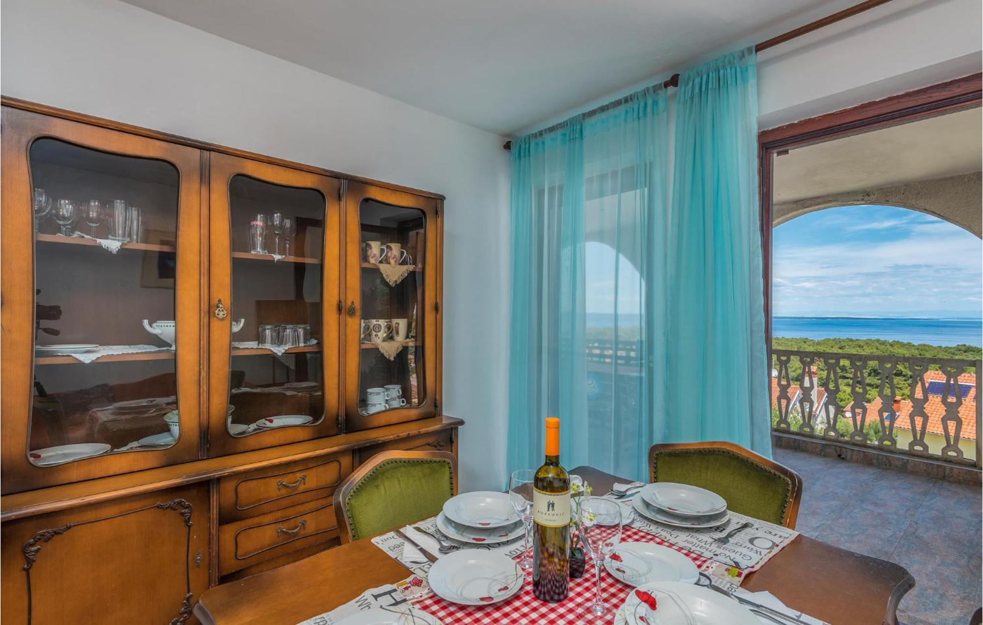 Nice apartment in Mali Losinj with 2 Bedrooms&WiFi Buitenkant foto